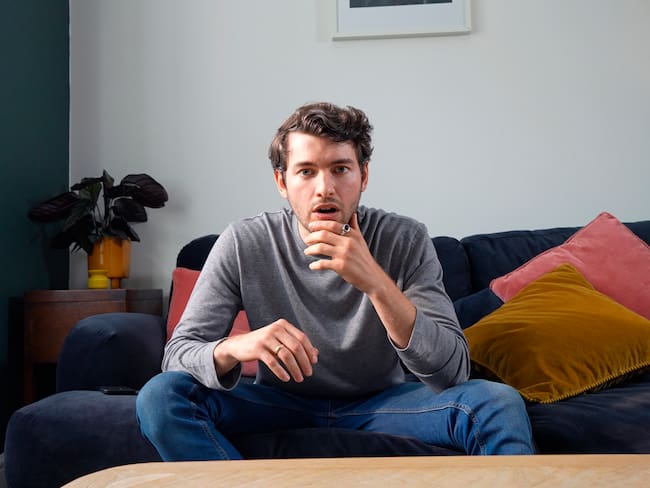 Imagen de referencia de persona sorprendida. Foto: Getty Images.