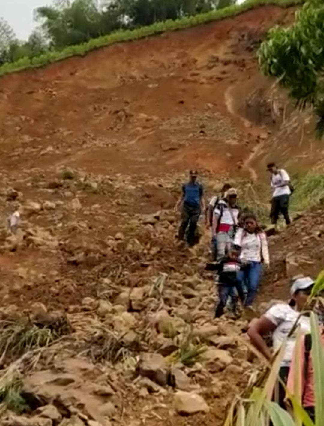 Los habitantes denunciaron que no tienen como movilizarse. Crédito: La Mezcla FM.