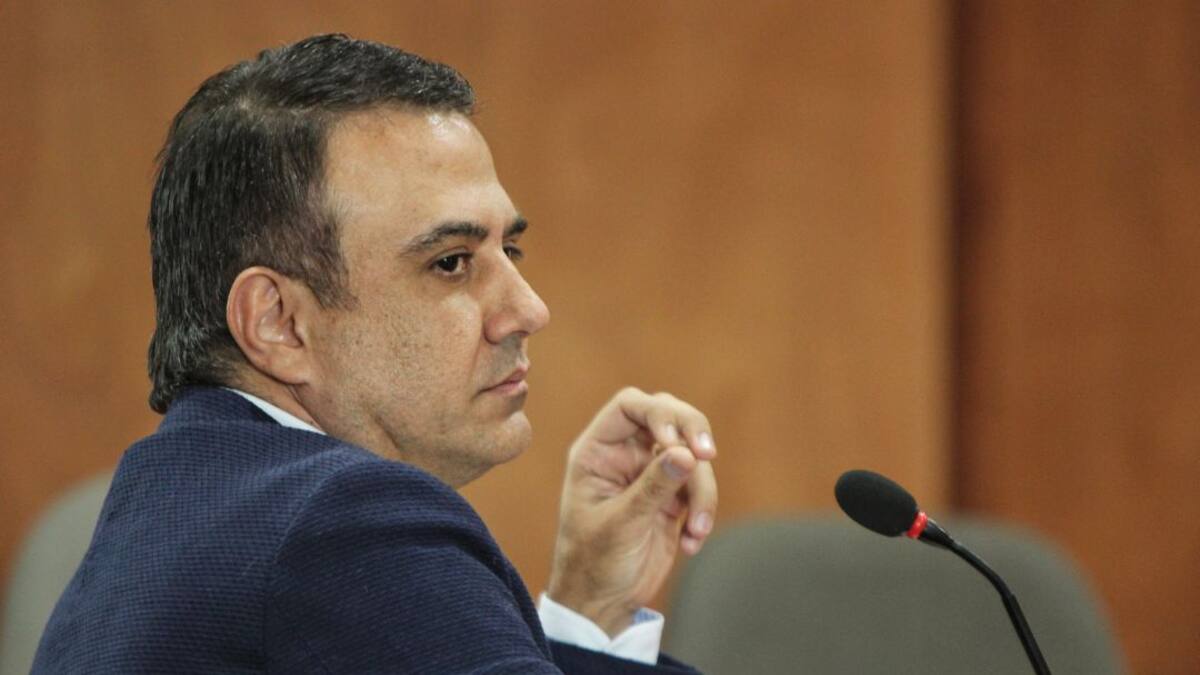 Tribunal dejó en firme imputación de cargos contra exgobernador Edwin Besaile