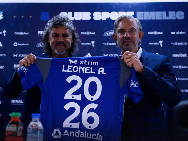 Leonel Álvarez, nuevo director técnico de Emelec. Foto: Twitter Emelec.