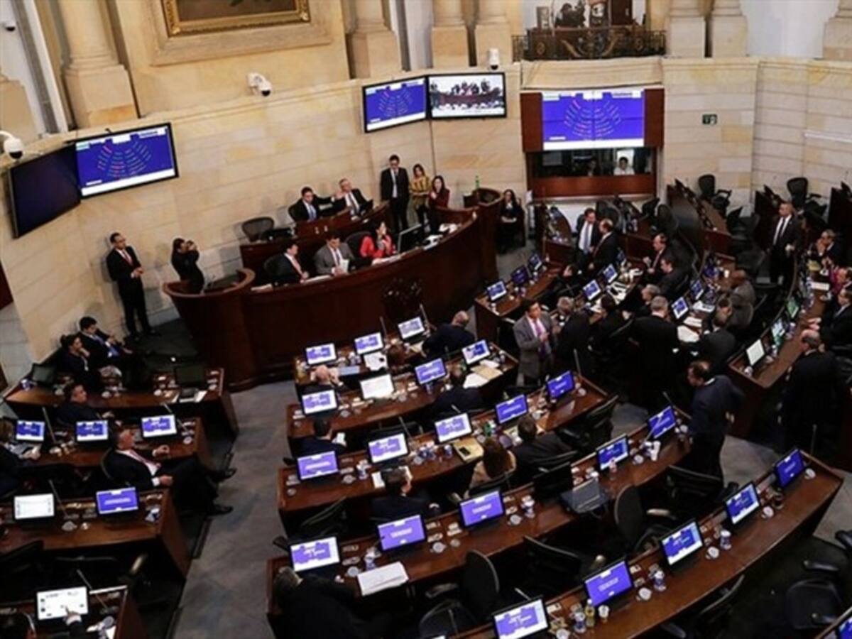 Avanza en el Congreso proyecto de sometimiento de 'bacrim'