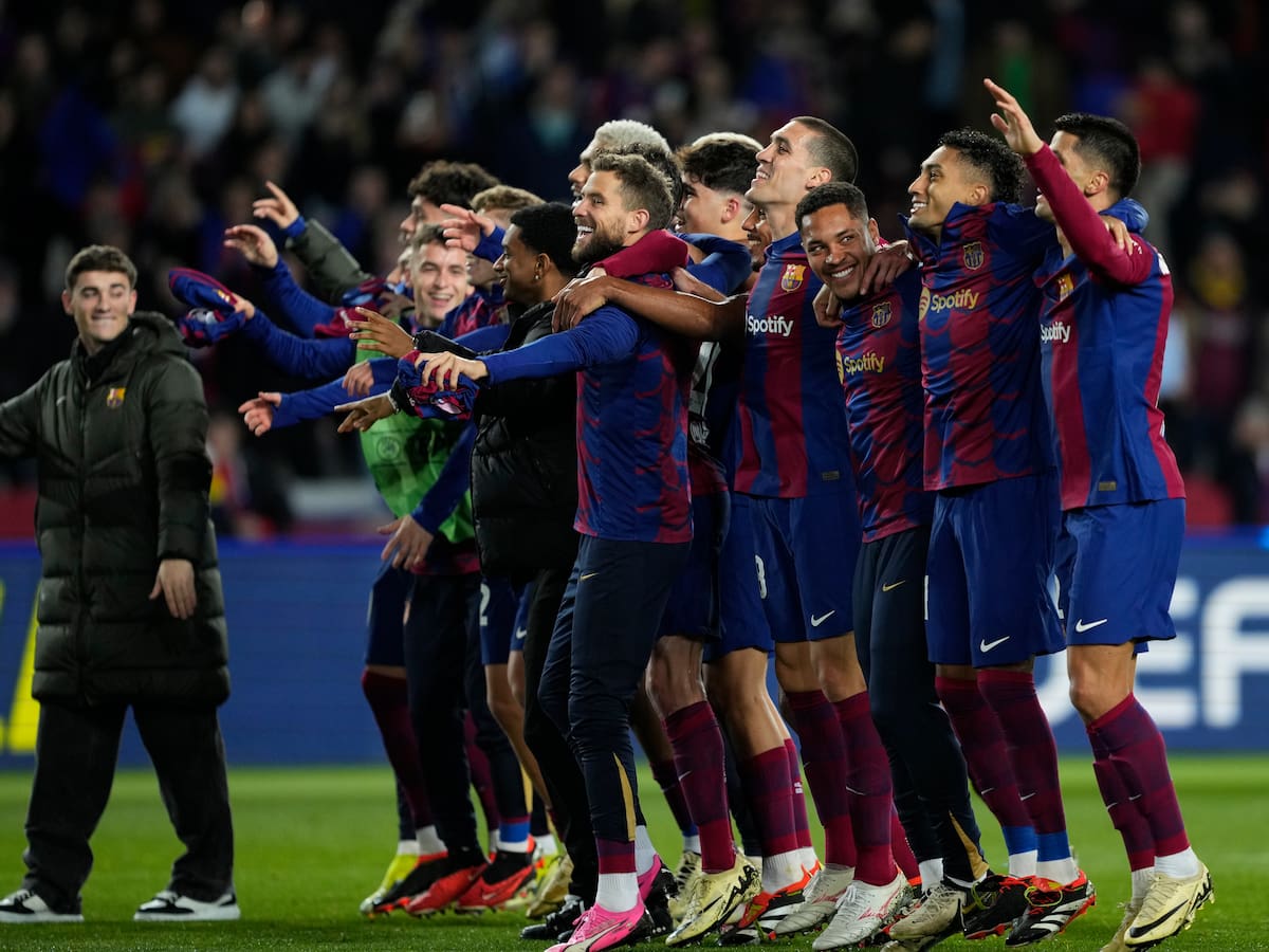 Barcelona derrotó 3-1 al Napoli y clasificó a los cuartos de final de la Champions League