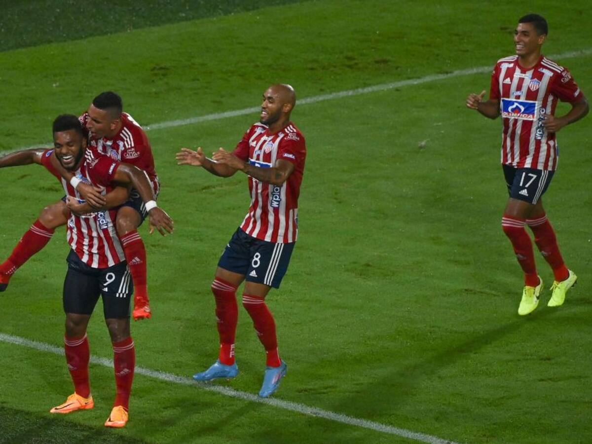 Con doblete de Miguel Borja, Junior venció 2-0 a Oriente Petrolero y quedó a un paso de avanzar en la Sudamericana