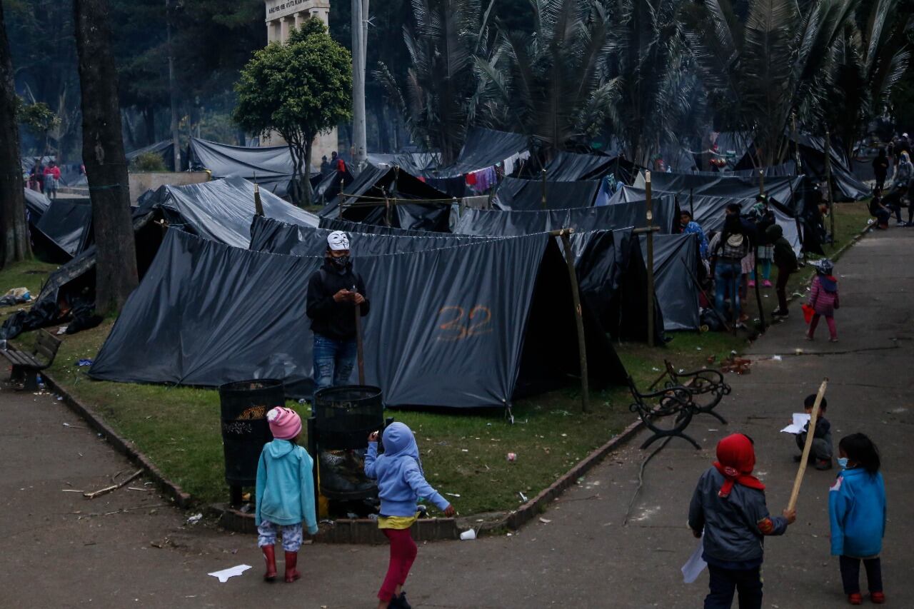 Reportan muerte de una menor de edad indígena y su madre, tras ser arrolladas en Bogotá. Foto: Colprensa- Camila Díaz