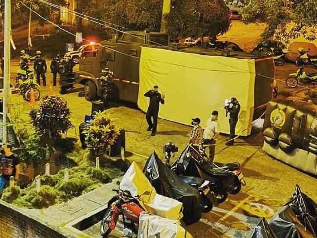 Tanqueta antimotines se convierte en pantalla de cine para entretener a los bumangueses