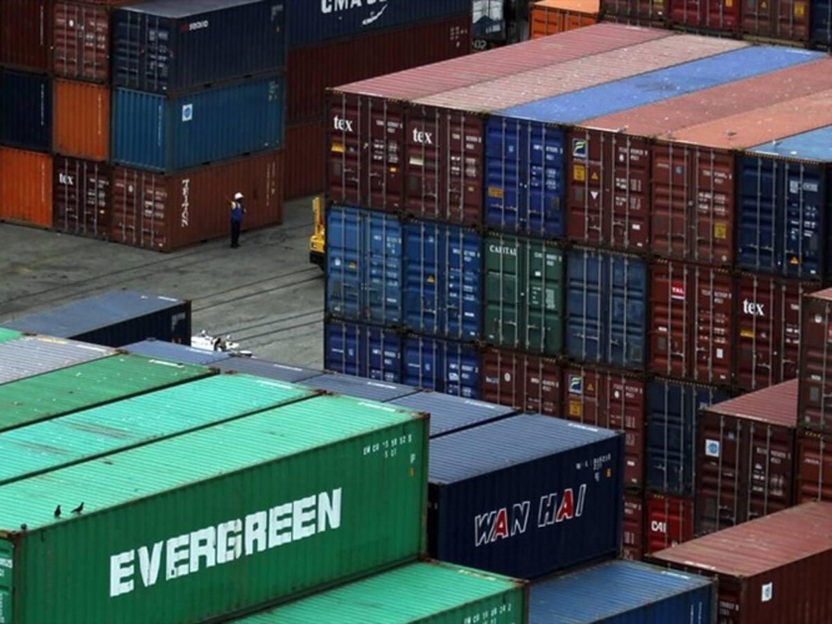 ¿Salvar la Navidad? La salida que barajan entre países por crisis de contenedores
