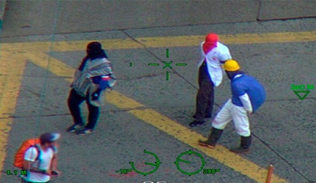 Encapuchados en la Univalle. Foto: Suministrada.