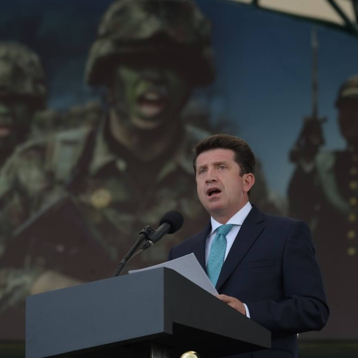 Moción de censura al ministro de Defensa: ¿qué opinan los congresistas?