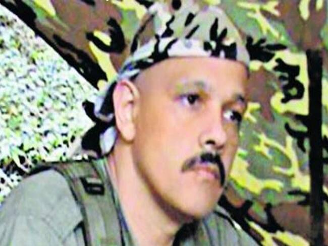 La Sala de Reconocimiento también decretó que ‘El Paisa’ perdió los beneficios económicos de renta básica del que trata el artículo 8 del decreto 899 de 2017. Foto: Colprensa