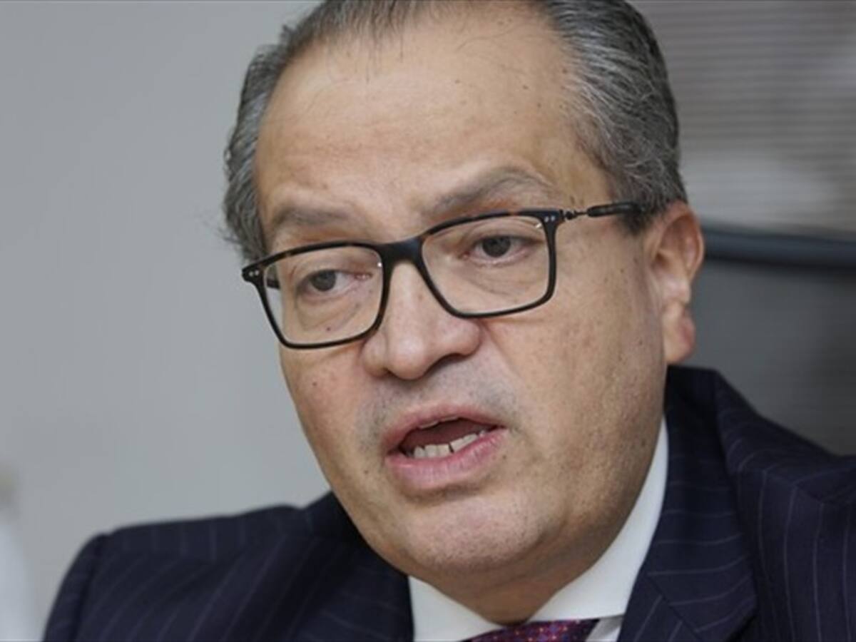 Amenazas a estudiantes de la UPTC en Tunja preocupan al procurador Fernando Carrillo