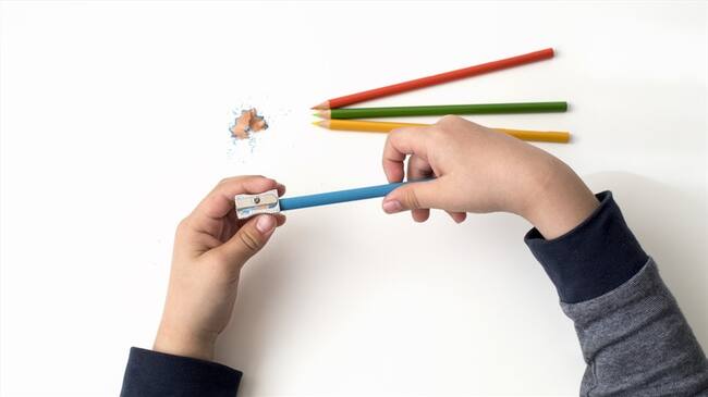 W Radio le presenta cinco actividades que puede hacer con los niños para provechar el tiempo y afianzar su relación con ellos. Foto: Getty Images