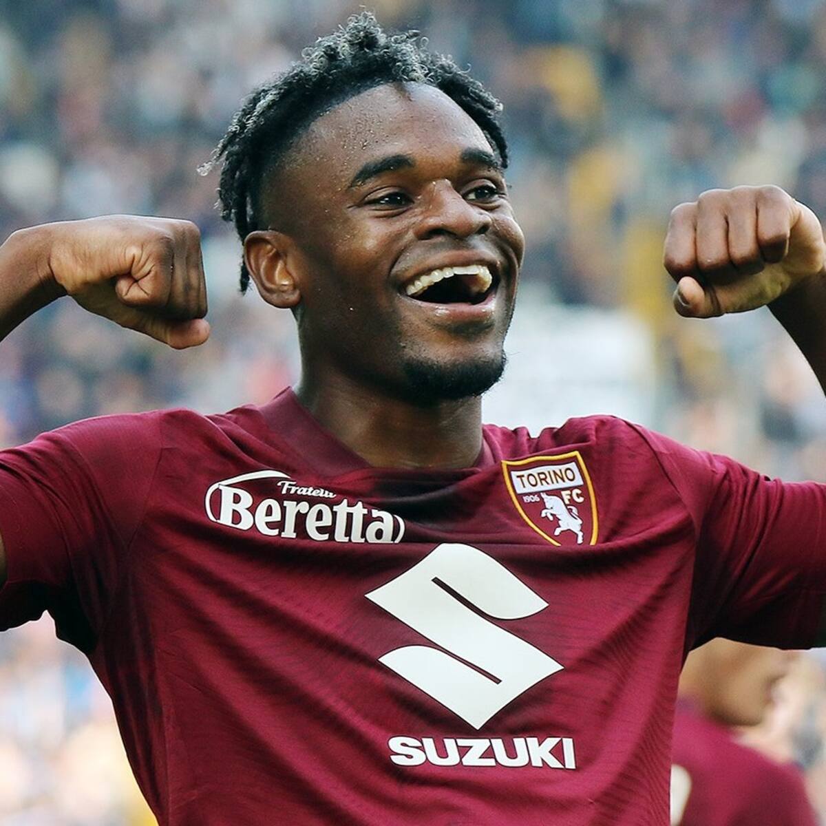 Video: con un gol de cabeza y al ángulo de Duván Zapata, Torino venció 2-0 a Udiense