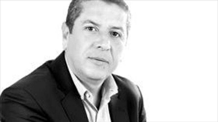 El contralor Carlos Felipe Córdoba declaró insubsistente a Héctor Edmundo Bastidas Ibarra, contralor provincial.