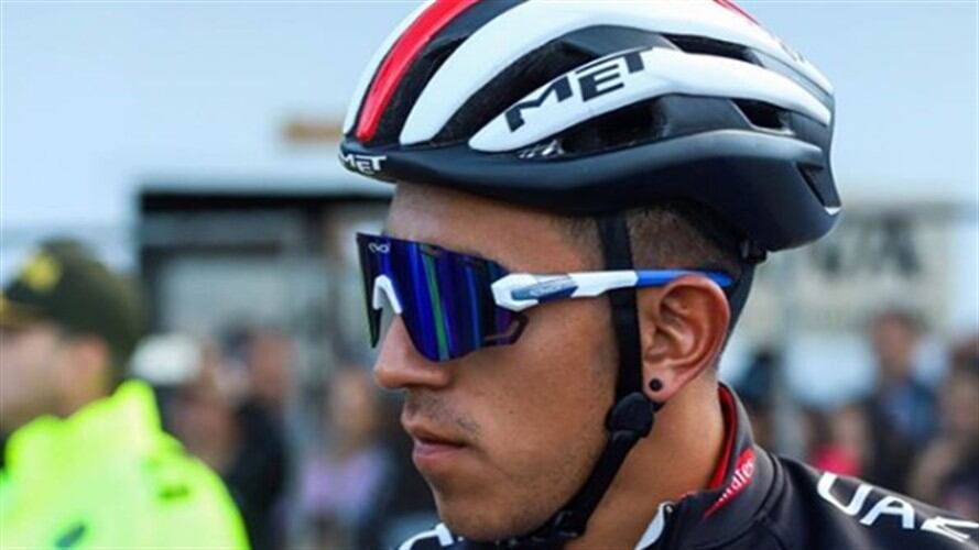 Molano ganó en la etapa que se corría entre los municipios de Paipa y Zipaquirá. Foto: Instagram: sebasmolano_