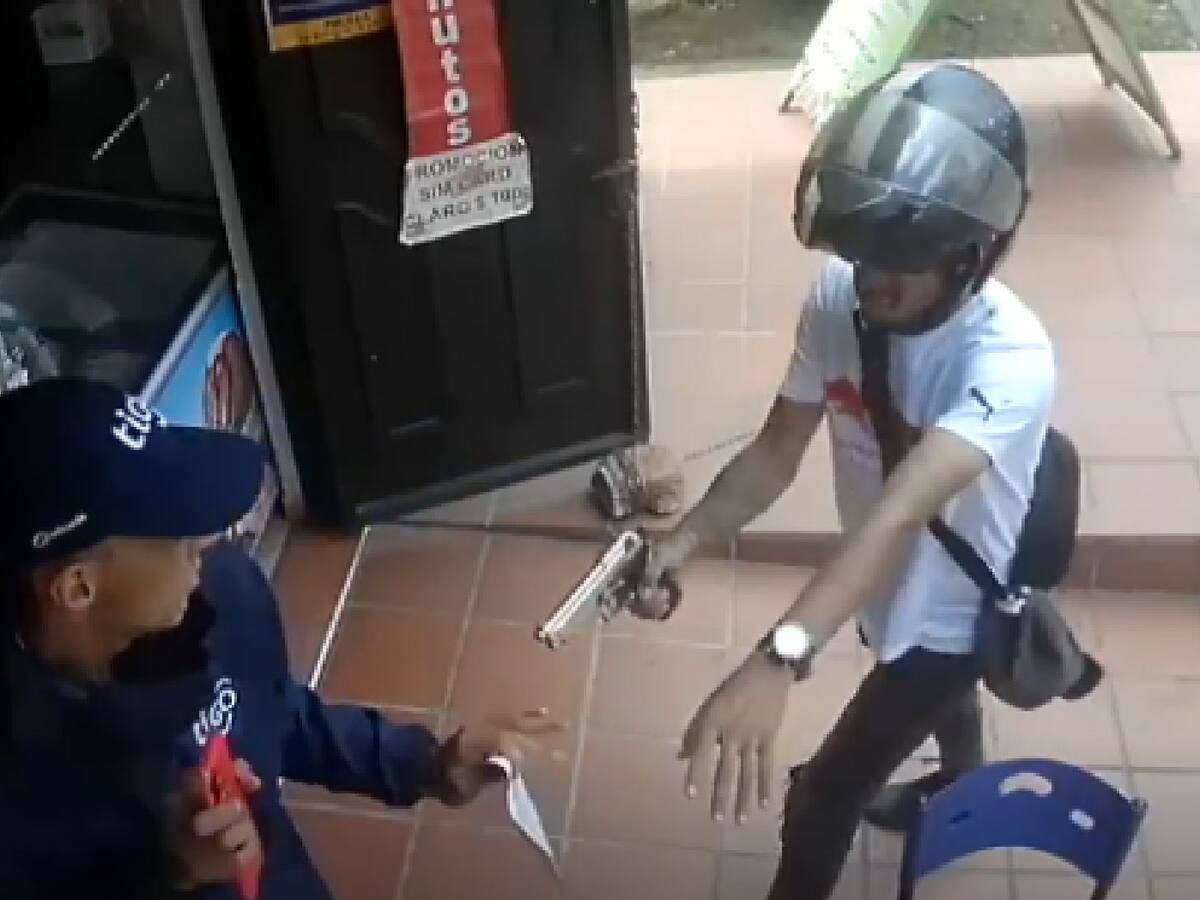 Red usaría a limpia vidrios y habitantes de calle para robar en Bucaramanga