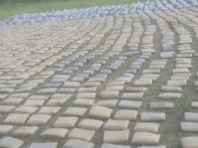 El Ejército dio un contundente golpe al narcotráfico en el Valle del Cauca al incautar más de una tonelada de marihuana.. Foto: Cortesía