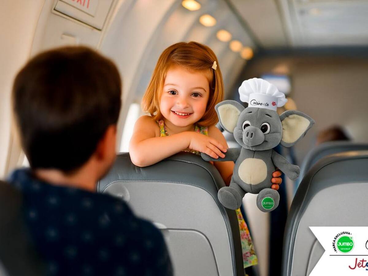 Jumbo y JetSmart sorprenden a viajeros con experiencia de marca a 10.000 pies de altura: así fue