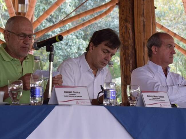 Roberto Vélez expuso su postura frente a la crisis económica de los cafeteros. Foto: Adrián Rodríguez (W Radio)
