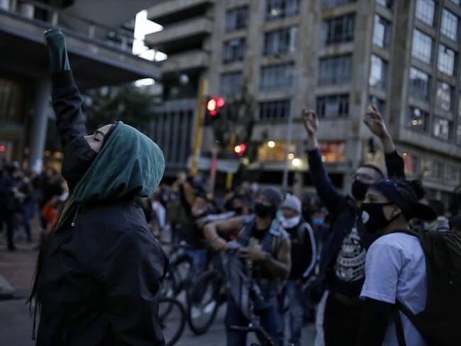 El Ministerio del Interior expidió el protocolo que dicta medidas, a corto plazo, para garantizar el derecho a la protesta. Foto: Colprensa / SERGIO ACERO