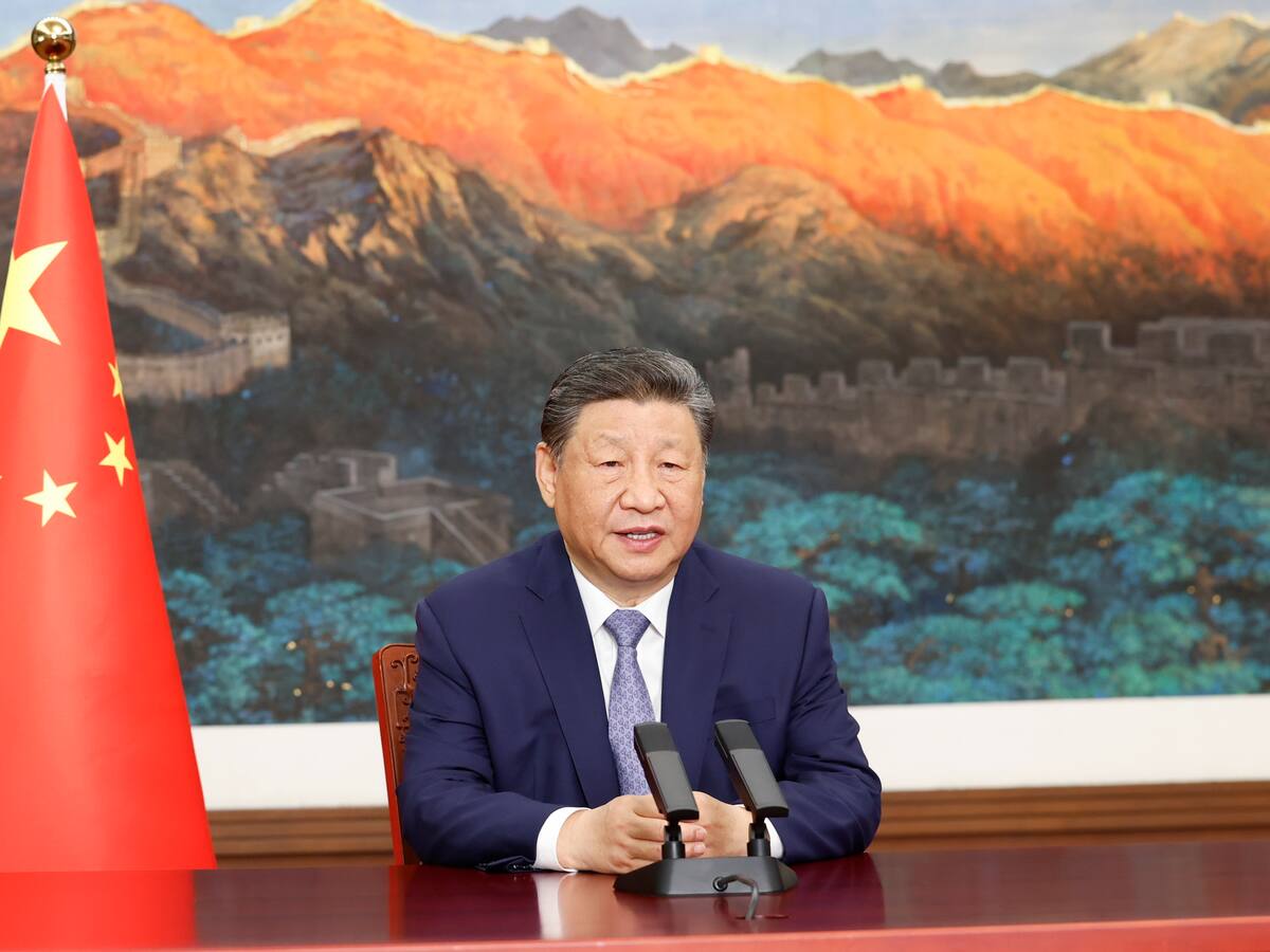 Xi pidió a Lavrov que Moscú y Pekín refuercen su cooperación tras amenazas de Trump a Rusia