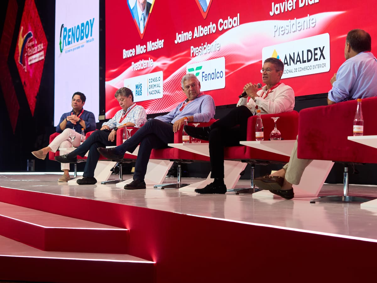 “No vemos ningún golpe blando, golpe de Estado, ni conspiraciones”: Analdex