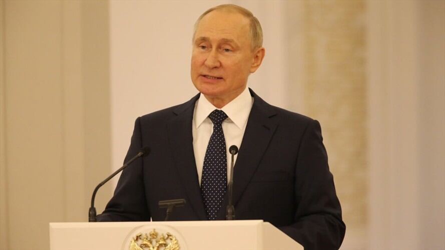 Presidente Vladimir Putin estaría aislado por casos COVID-19 en su círculo cercano. Foto: (Photo by Mikhail Svetlov/Getty Images)