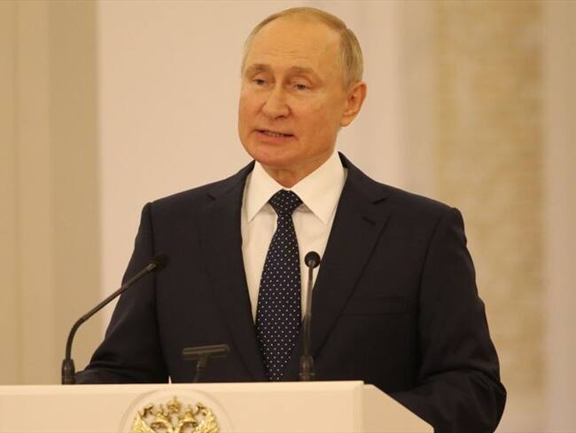 Presidente Vladimir Putin estaría aislado por casos COVID-19 en su círculo cercano. Foto: (Photo by Mikhail Svetlov/Getty Images)