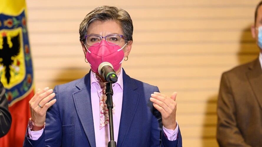 La alcaldesa de Bogotá, Claudia López, culpó al partido Colombia Humana por la retención de seis buses del SITP en la localidad de Usme.. Foto: Colprensa
