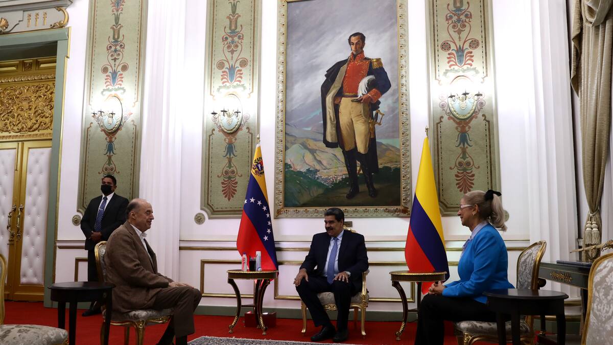 Reunión entre el canciller Álvaro Leyva y Nicolás Maduro: así fue el encuentro