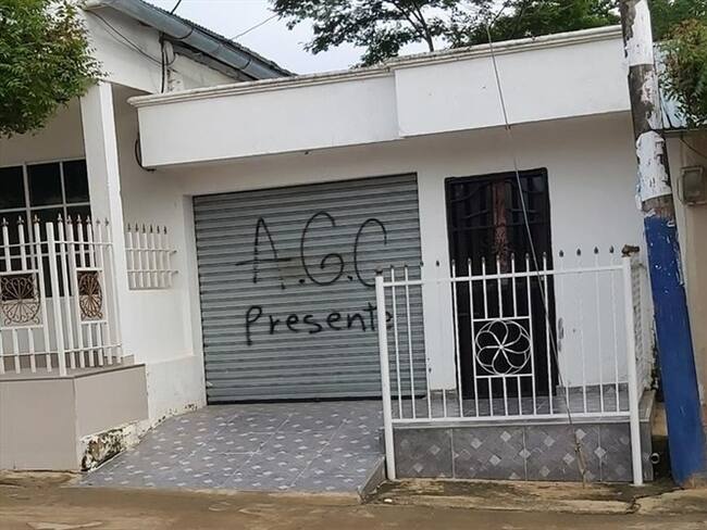 Letreros como este se ven en San Jacinto en barrios aledaños a la salida a la zona rural. Foto: Cortesía Rósember Anaya