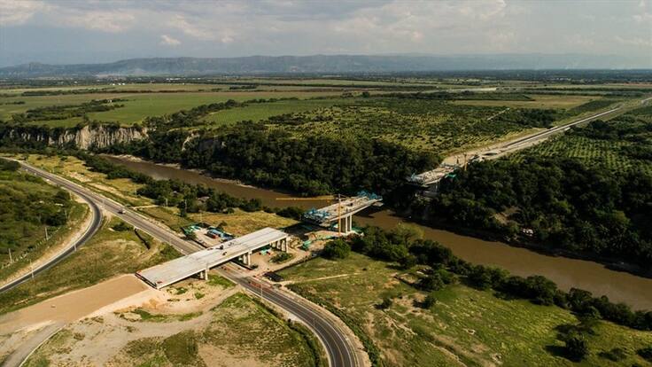 También presenta un importante avance el proyecto Cartagena – Barranquilla y Circunvalar de la Prosperidad, que conecta Bolívar y Atlántico, con un 96% de avance. Foto: Colprensa