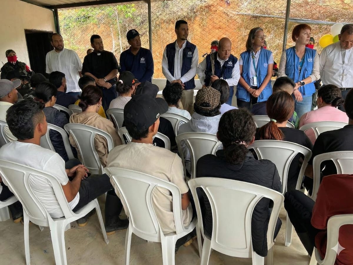 ELN dejó en libertad a 28 personas que tenía en su poder en la región del Catatumbo