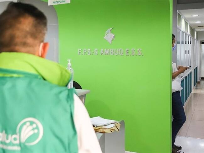 Magistrado busca revivir la EPS Ambuq, considerada una de las peores en Colombia