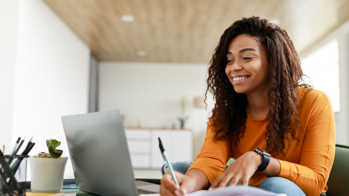 11 canales de YouTube para aprender inglés desde casa, recomendados por expertos