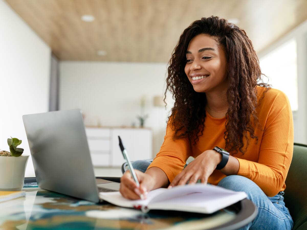 11 canales de YouTube para aprender inglés desde casa, recomendados por expertos