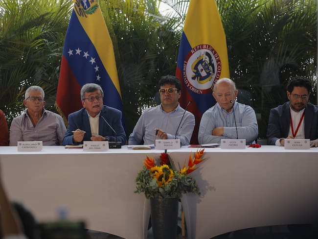 ELN llama crisis a un malentendido: Otty Patiño, jefe negociador gobierno