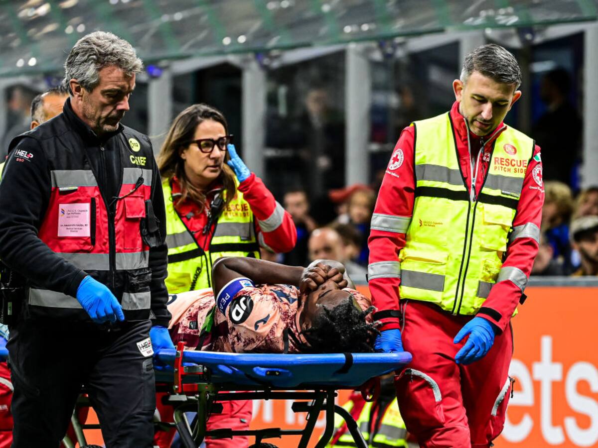 Duván Zapata sufrió rotura de ligamento cruzado anterior: tendrá una larga recuperación