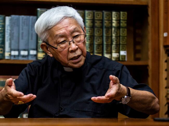 Arrestan en Hong Kong al cardenal católico Joseph Zen por apoyo a las protestas del 2019