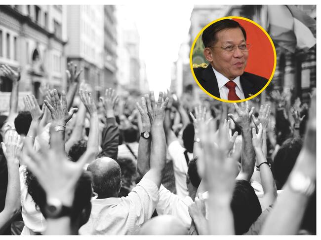 Referencia de protestas y Min Aung Hlaing. Foto: Contributor/Getty Images.