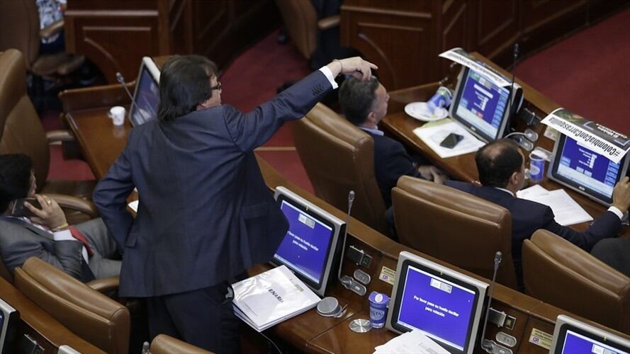 El Gobierno espera que se complete el trámite de iniciativas como la Ley de Financimiento y la ley de modernización del sector TIC. Foto: Colprensa