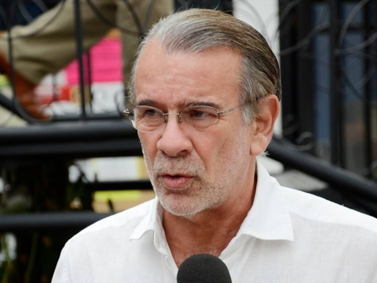 Gobernador del Atlántico propone crear una empresa eléctrica regional