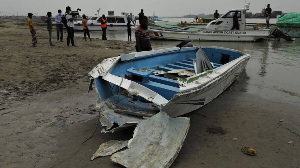 Por lo menos 44 personas cayeron al Rio Magdalena tras colisión de lanchas en Magangué