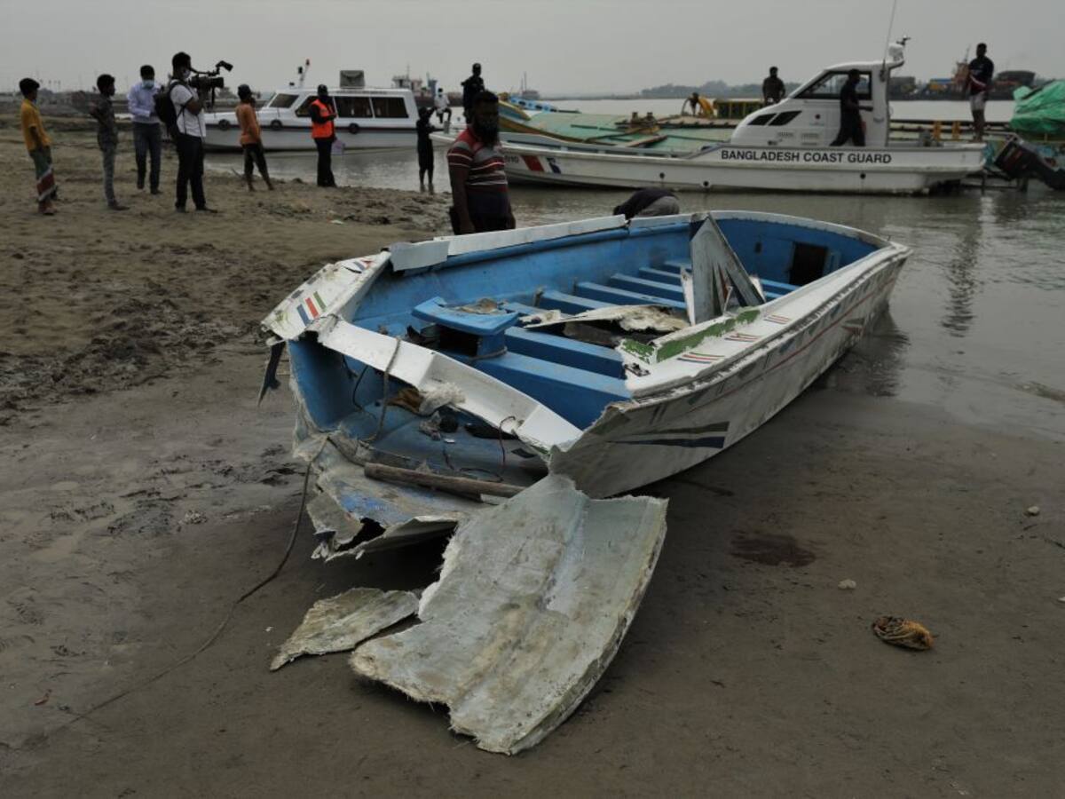 Por lo menos 44 personas cayeron al Rio Magdalena tras colisión de lanchas en Magangué