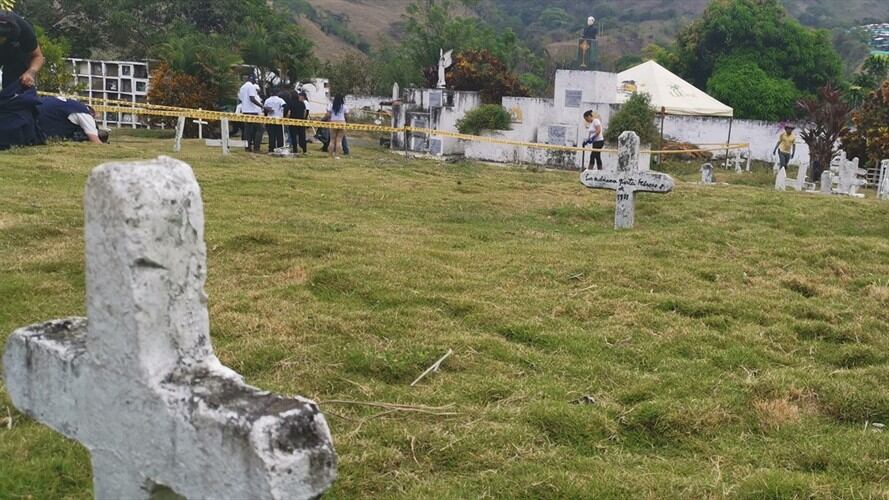 JEP encontró tres restos en la segunda fase de exhumaciones. Foto: Cortesía