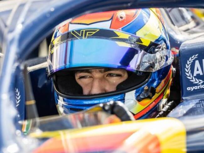 Nicolás Baptiste, promesa del automovilismo colombiano, regresa a competiciones internacionales