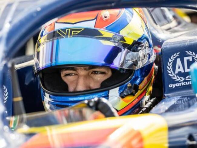 Nicolás Baptiste, promesa del automovilismo colombiano, regresa a competiciones internacionales