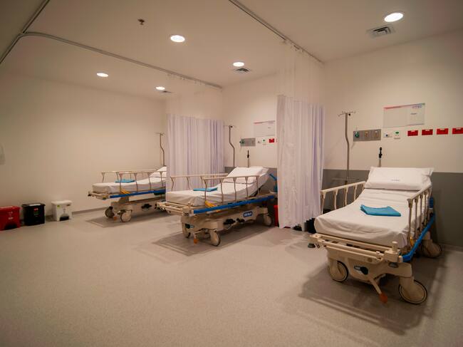 Imagen de referencia de camillas para recuperación de radioterapia. (S. Barros/Long Visual Press/Universal Images Group vía Getty Images)