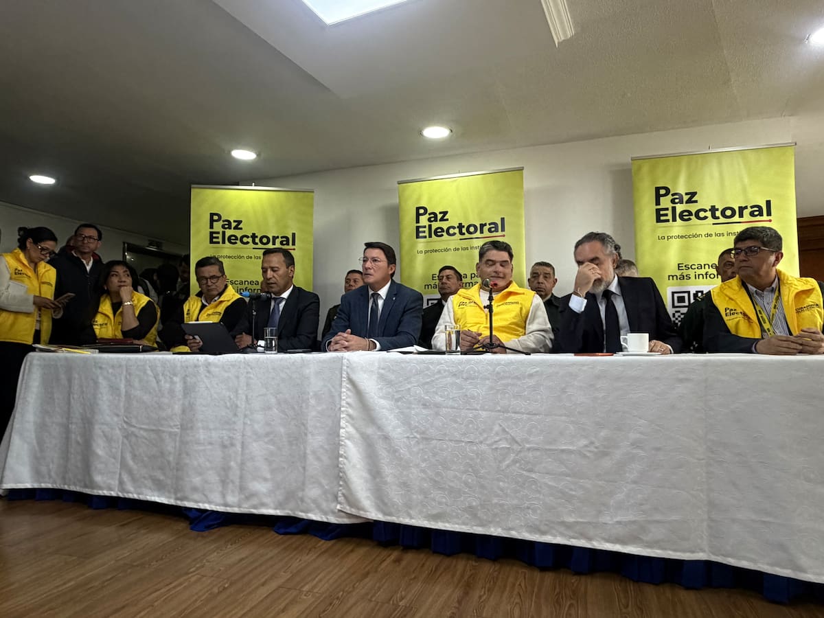 Segunda vuelta presidencial: CNE avaló refuerzos para testigos electorales y jurados serán mismos