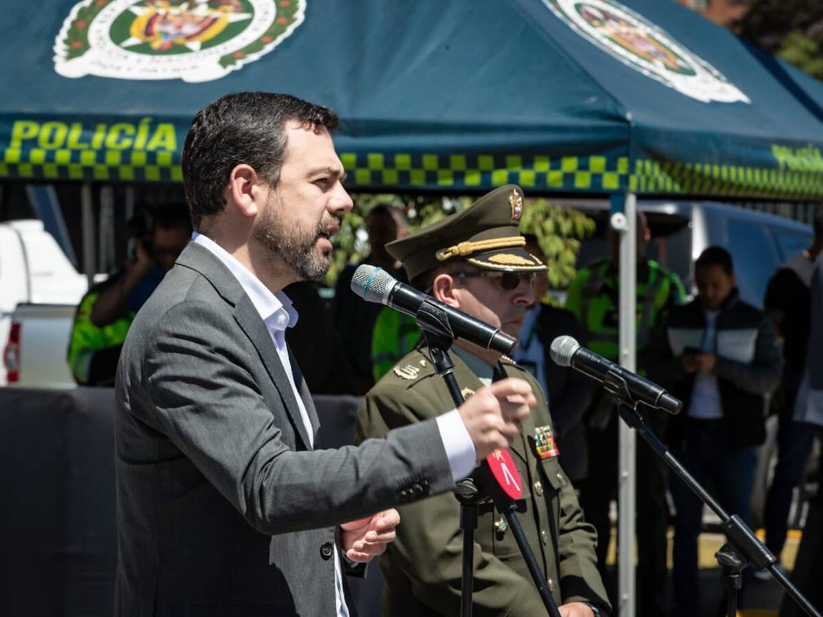 Galán se reunirá con Cancillería: dejarán claras reglas de juego para recibir migrantes colombianos