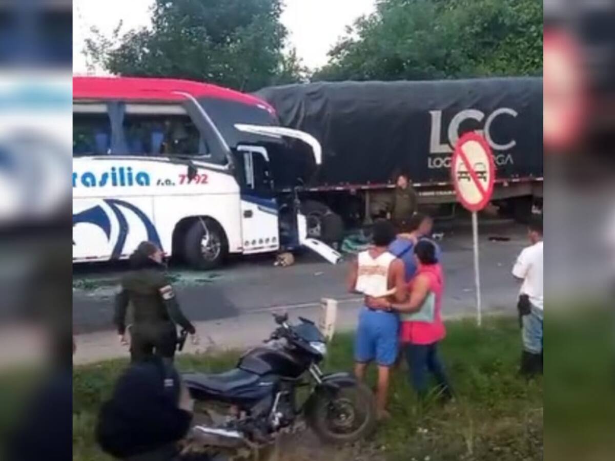 Tres personas murieron tras accidente vial en la Zona Bananera